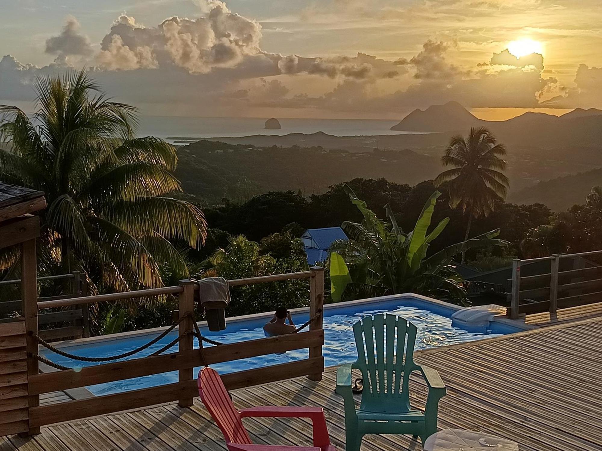 Villa Cosaroe 6-14 Pers Piscine Et Superbe Vue Mer Panoramique Rivière-Salée Kültér fotó